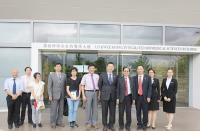Group photo of Prof. Fung Kwok Pui (4th from right), Prof. Kenneth Lee (1st from left) and the delegation from Jinan University